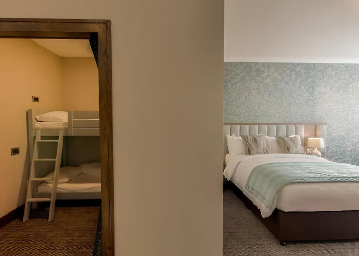 Central hotel: Amber Springs Hotel